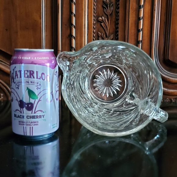 54oz "Prescut AKA Star Of David" Thick Pressed Glass Pitcher by Anchor Hocking - Picture 11 of 16